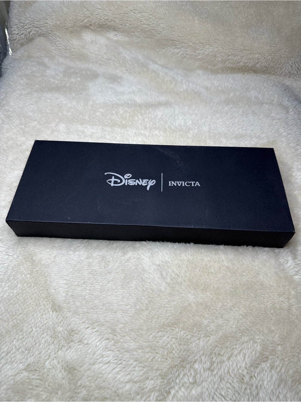 Invicta Disney Snow White Interchangeable Strap Watch - Picture 7 of 9